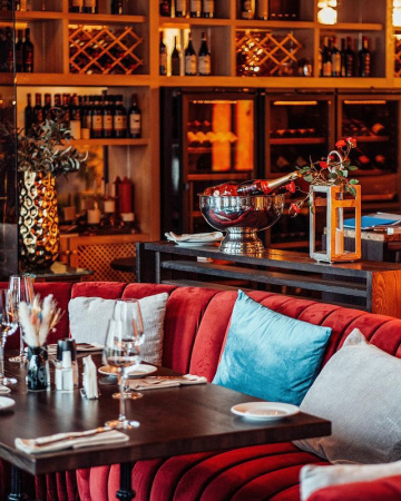 картинка Диван Миллениум Радиусный от компании CORSASTYLE